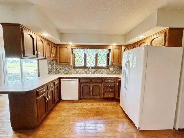 $350,000 | 3185 East 336 Road, El Dorado Springs, MO 64744