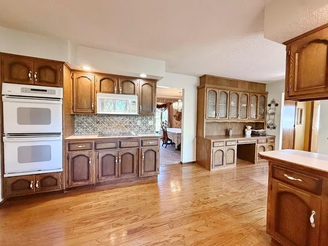 $350,000 | 3185 East 336 Road, El Dorado Springs, MO 64744