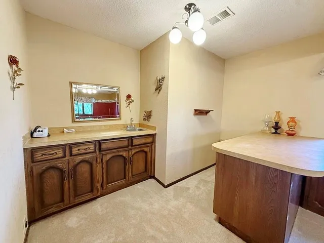 $350,000 | 3185 East 336 Road, El Dorado Springs, MO 64744