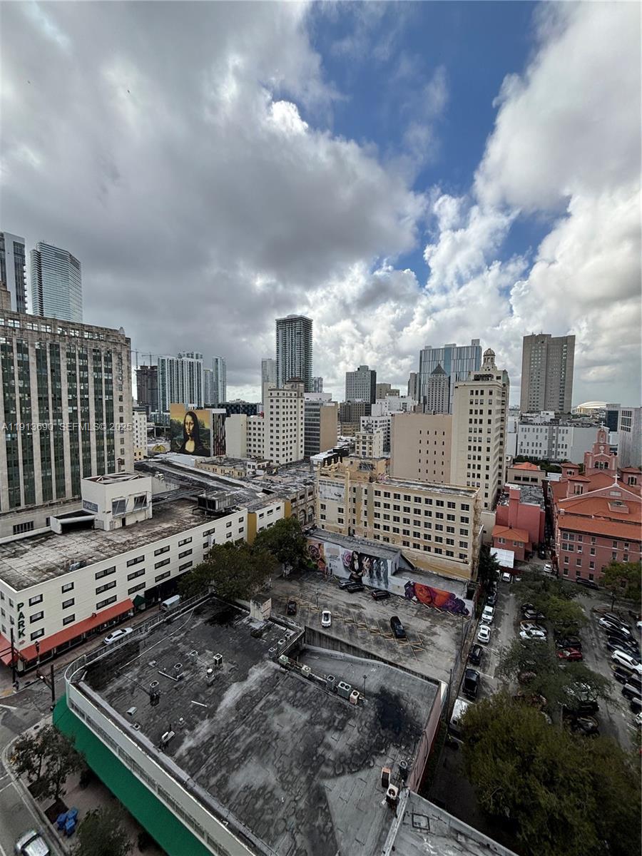 133 Northeast 2nd Avenue, Unit 1519 Miami, FL 33132 - Photo 16 of 41