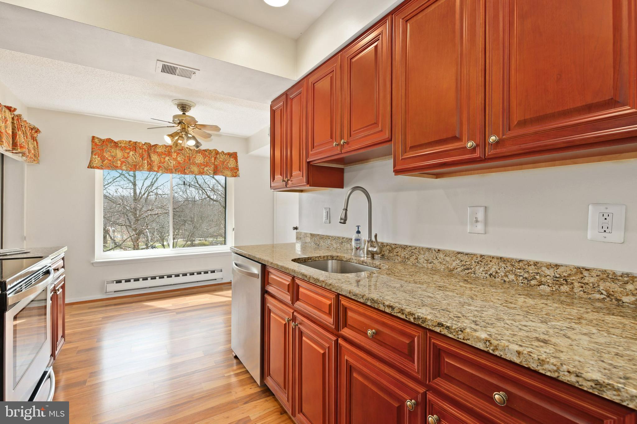 15201 Elkridge Way, Unit 933H Silver Spring, MD 20906 - Photo 16 of 41