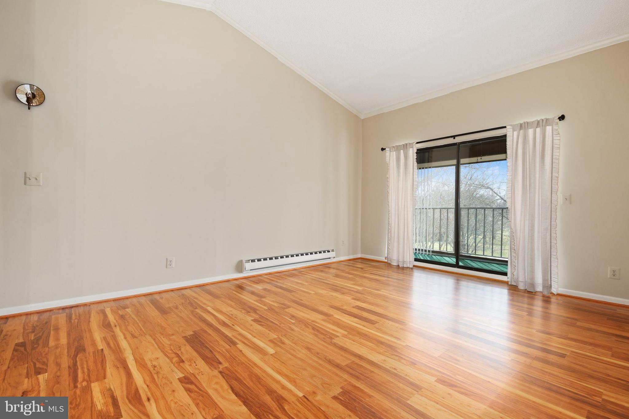 15201 Elkridge Way, Unit 933H Silver Spring, MD 20906 - Photo 4 of 41