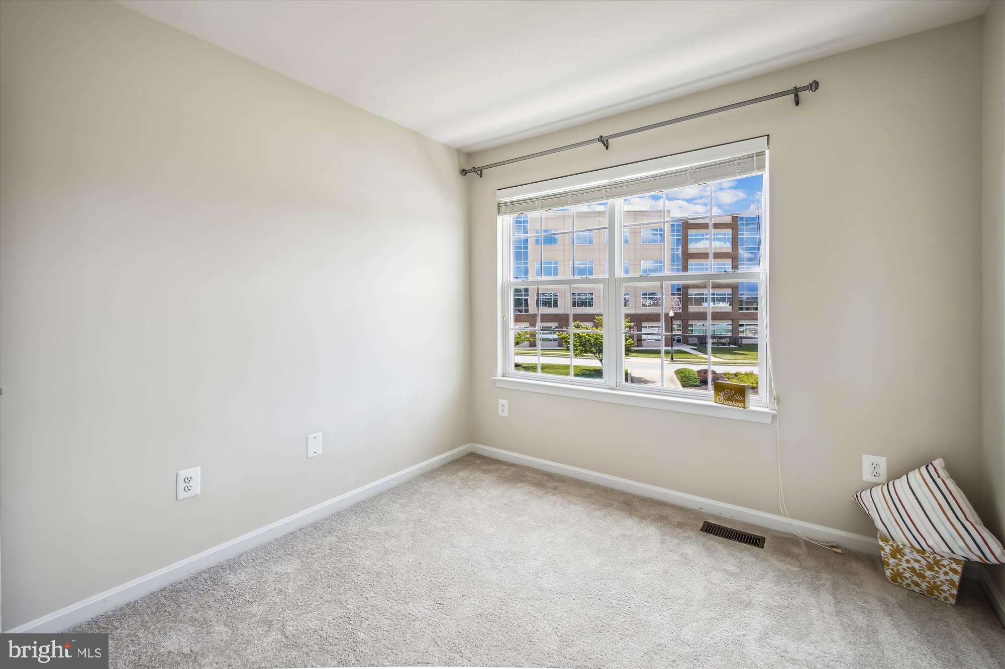 7941 Silver Oak Road Hanover, MD 21076 - Photo 26 of 56 NEW NEUTRAL CARPETING