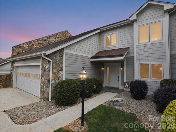 $475,000 | 3675 Rock Bridge Drive Northeast, Conover, NC 28613