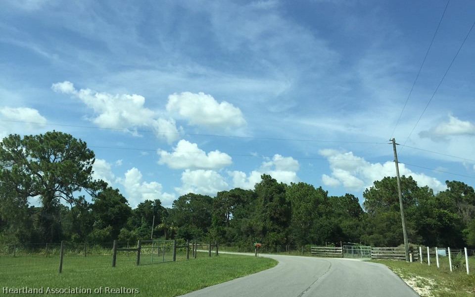 303 Mini Road Sebring, FL 33870 - Photo 13 of 15 Street