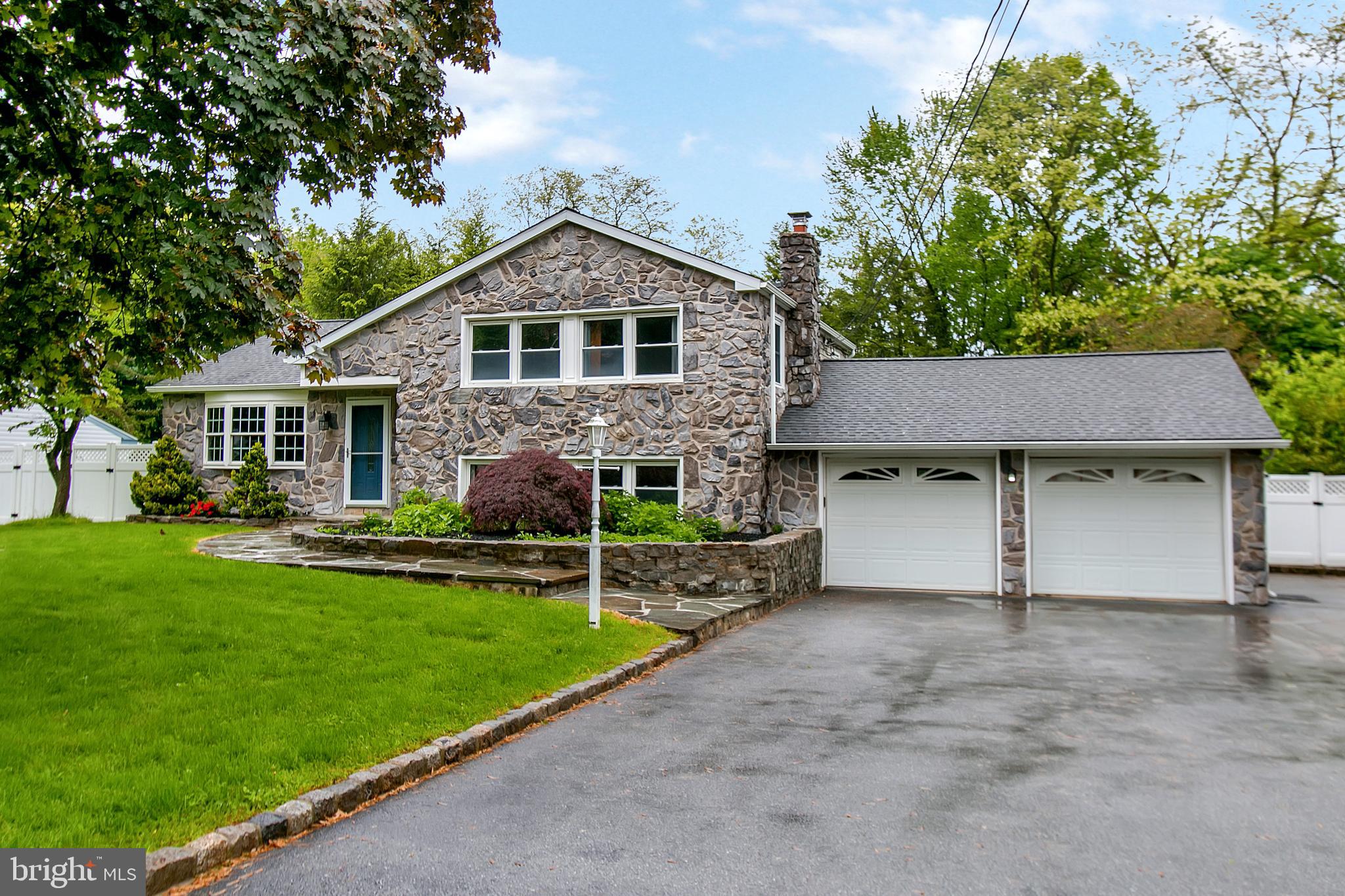 610 Howard Road West Chester, PA 19380 - Photo 2 of 40 Exterior front