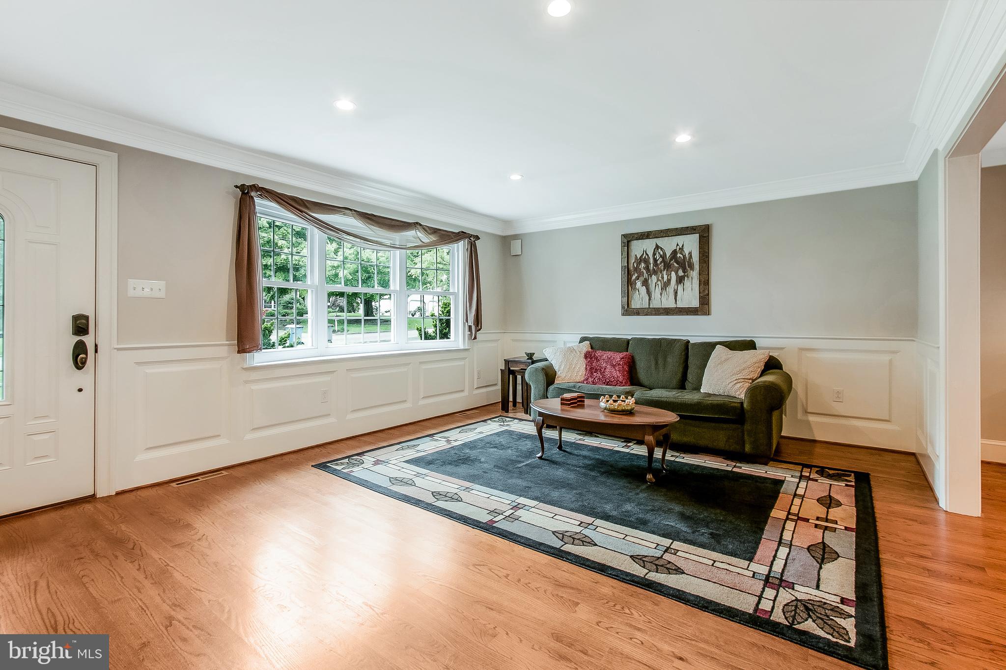 610 Howard Road West Chester, PA 19380 - Photo 11 of 40 Living room
