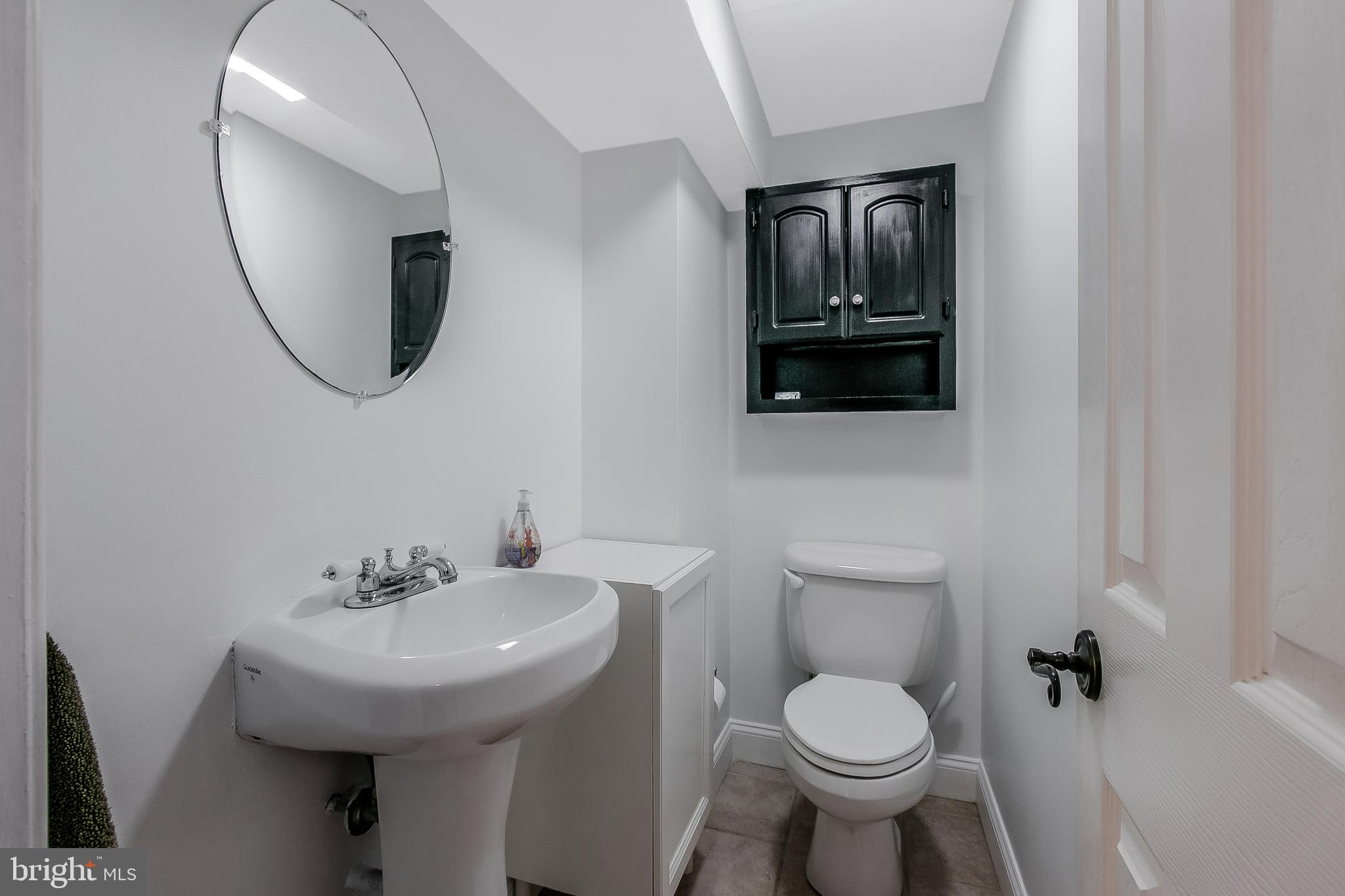 610 Howard Road West Chester, PA 19380 - Photo 23 of 40 Powder room