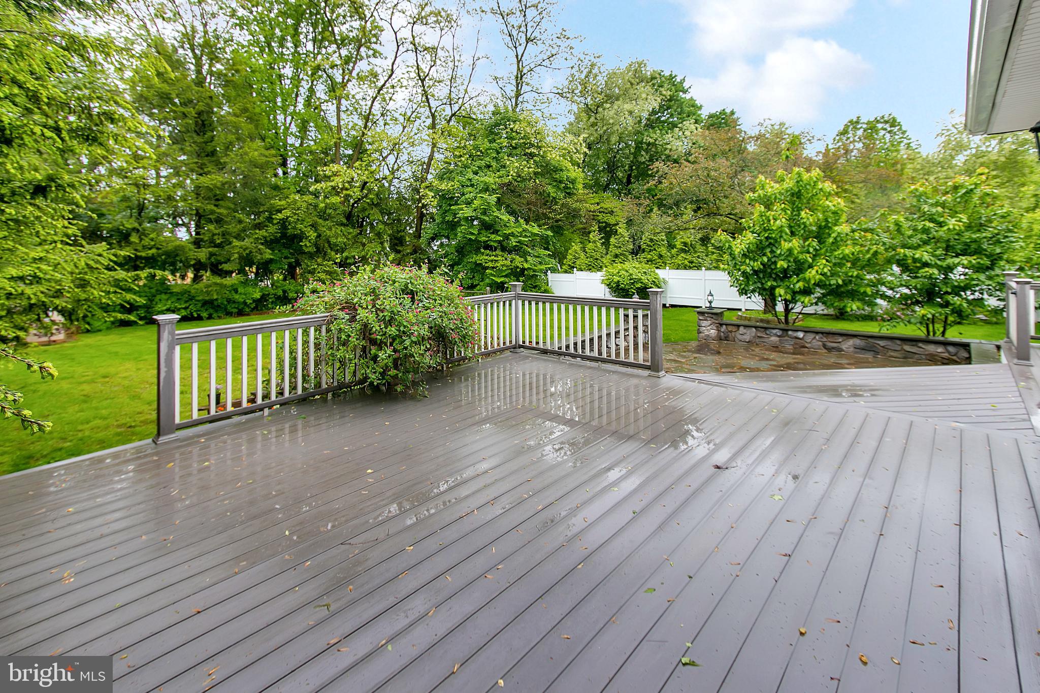 610 Howard Road West Chester, PA 19380 - Photo 36 of 40 Deck