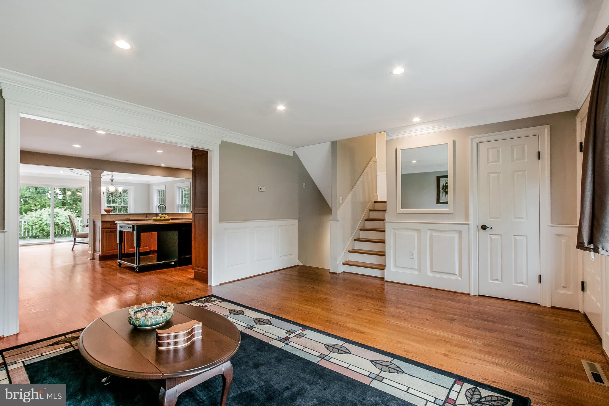 610 Howard Road West Chester, PA 19380 - Photo 9 of 40 Living room with kitchen in the background
