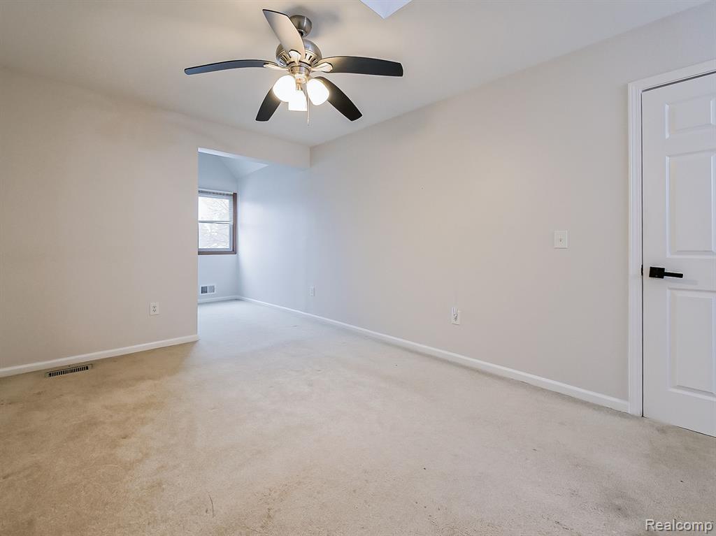 2642 Ripple Way White Lake, MI 48383 - Photo 21 of 29 Gallery Image 21