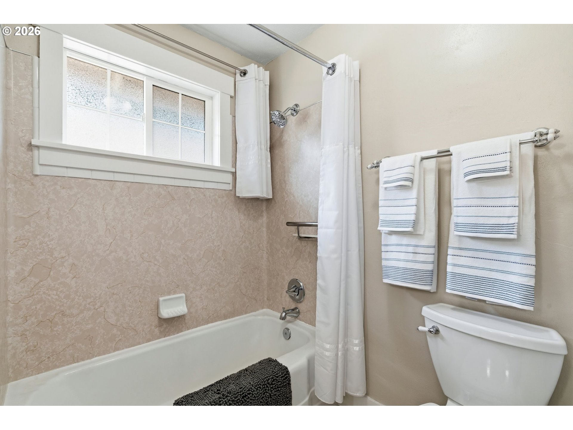 6995 Southwest 195th Avenue Beaverton, OR 97007 - Photo 27 of 44