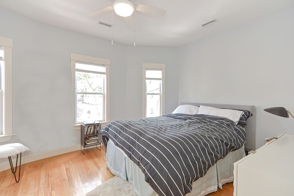 28 Holyoke Road, Unit 2 Somerville, MA 02144 - Photo 8 of 18 Gallery Image 8