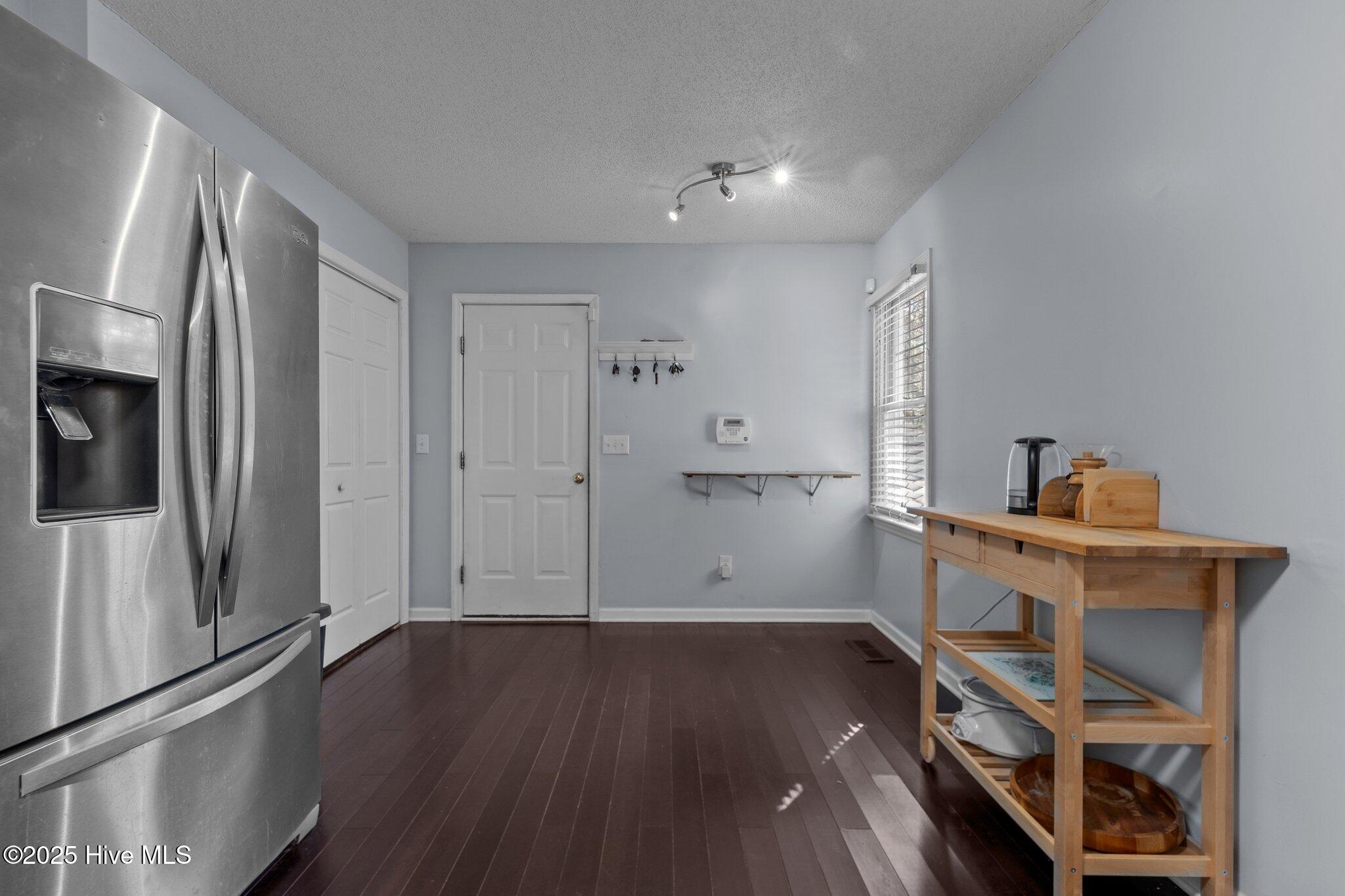 460 Sandhills Circle Pinehurst, NC 28374 - Photo 17 of 37 21-web-or-mls-707A2576