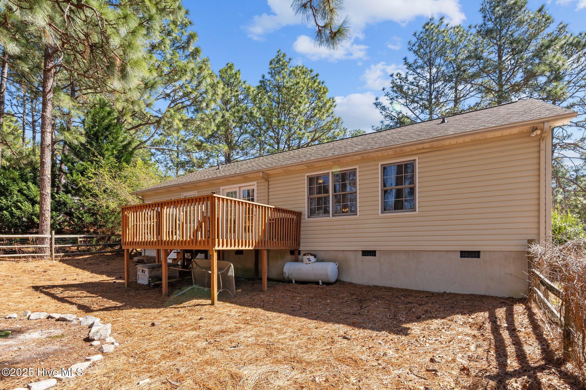 460 Sandhills Circle Pinehurst, NC 28374 - Photo 33 of 37 40-web-or-mls-707A2621