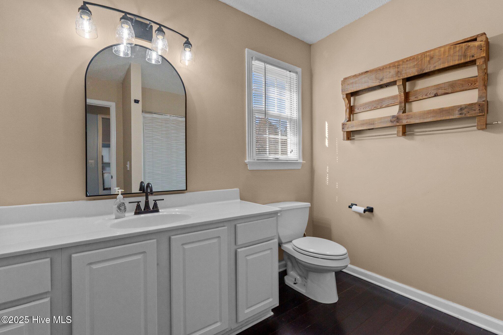 460 Sandhills Circle Pinehurst, NC 28374 - Photo 4 of 37 6-web-or-mls-707A2525