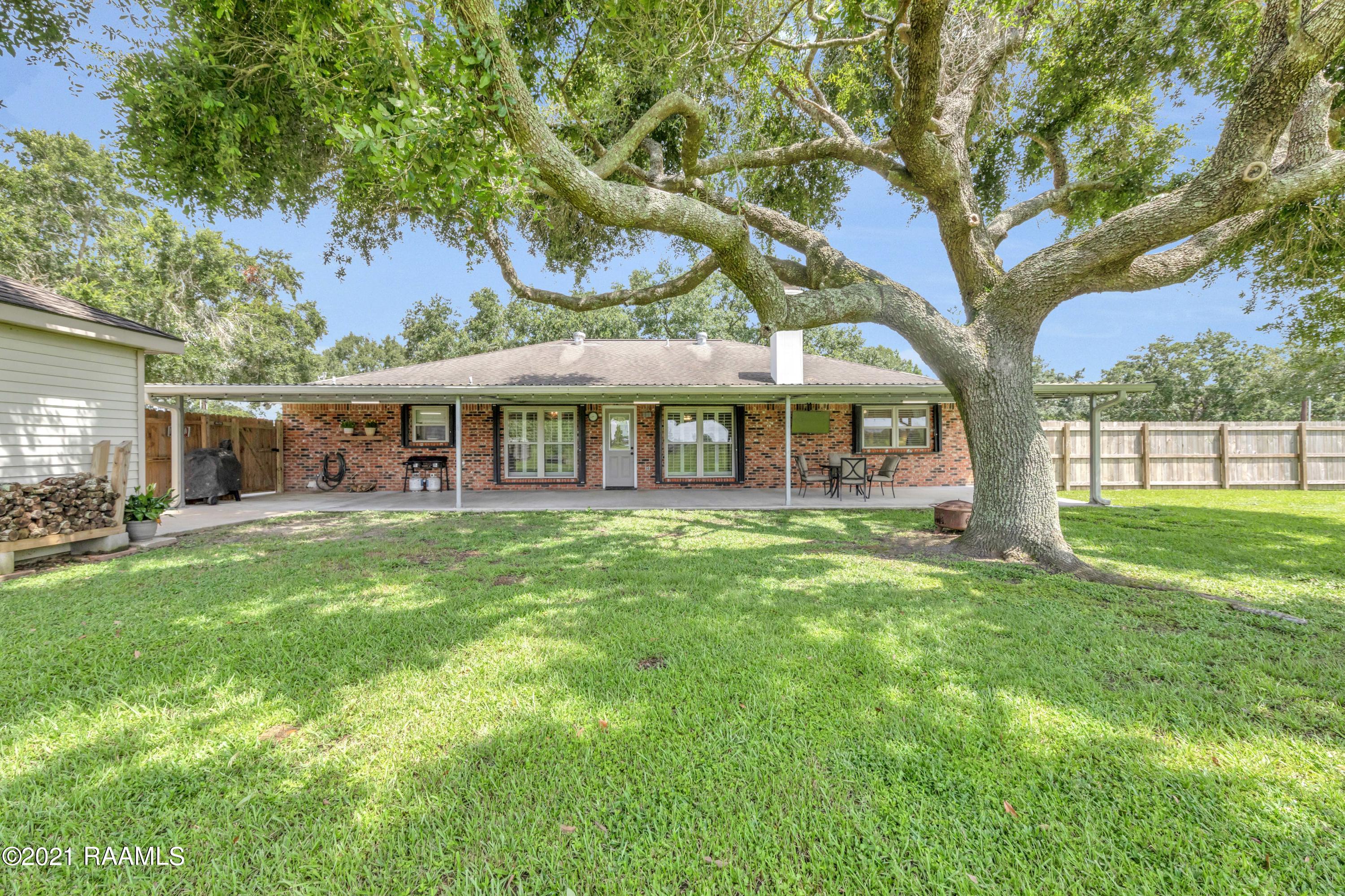 121 Little Farms Road Youngsville, LA 70592 - Photo 16 of 50 Gallery Image 16
