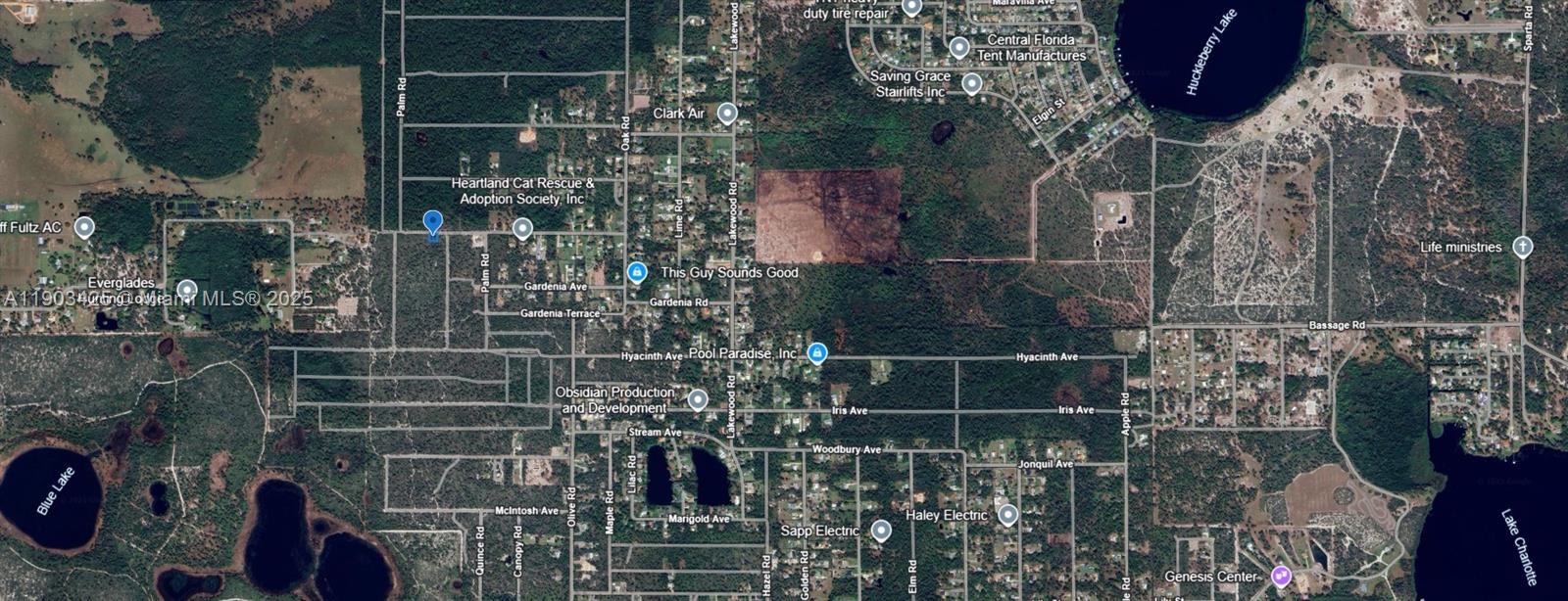 2215 Flower Terrace Sebring, FL 33875 - Photo 6 of 6 a bathroom with a shower