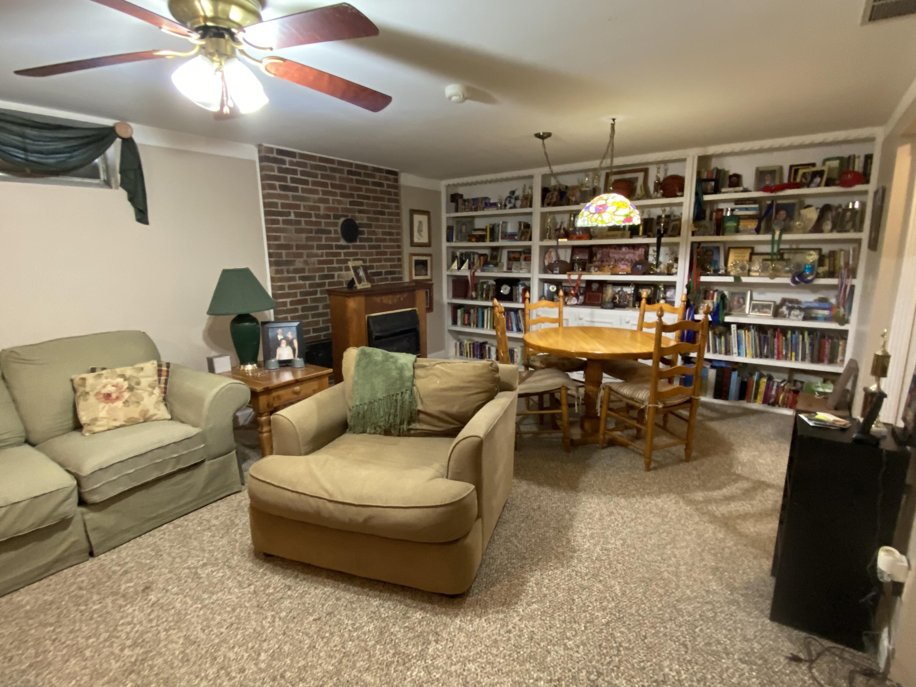 255 Peters Road McKee, KY 40447 - Photo 12 of 42 2250F4EB-9F3E-4953-AEB3-6C031C013F88