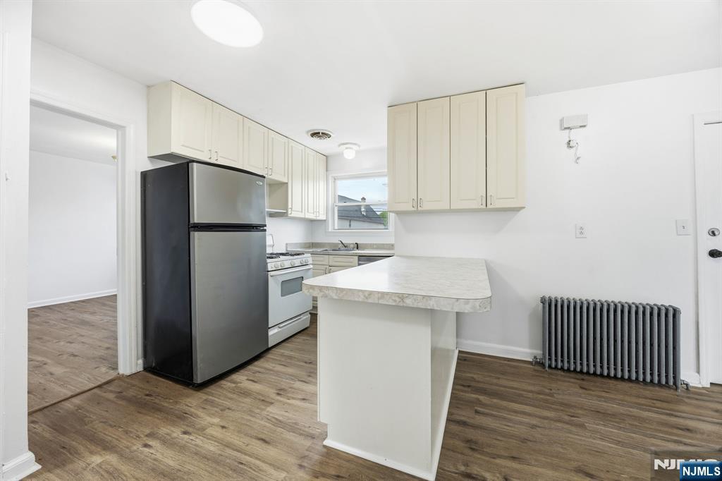826 7th Street Secaucus, NJ 07094 - Photo 7 of 22