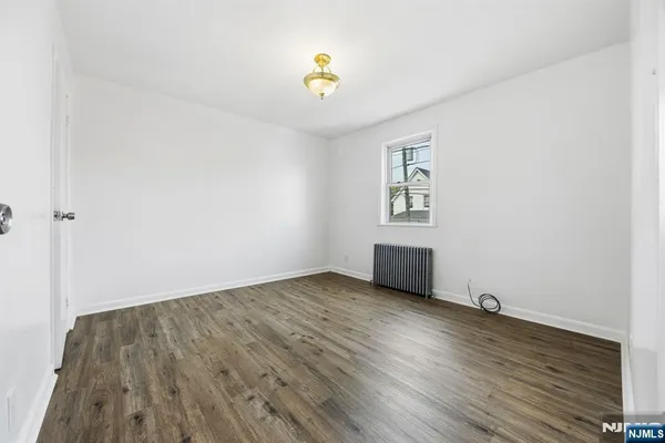 $3,000 | 826 7th Street, Secaucus, NJ 07094