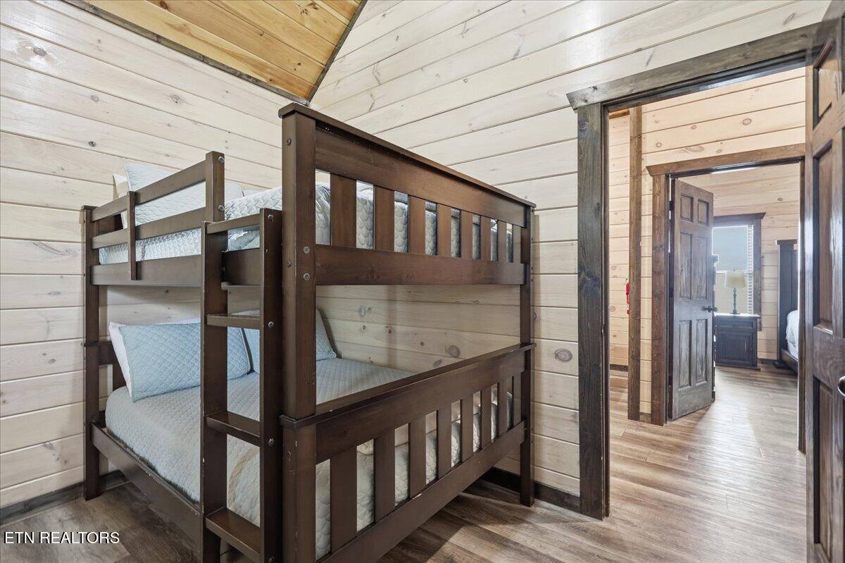 850 Osprey Way Pigeon Forge, TN 37863 - Photo 24 of 29 4th Bedroom/Bunks