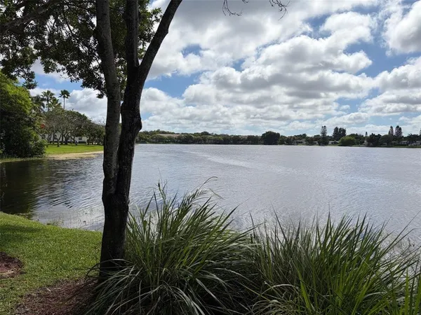 $3,000 | 6903 Julia Gardens Drive, Coconut Creek, FL 33073