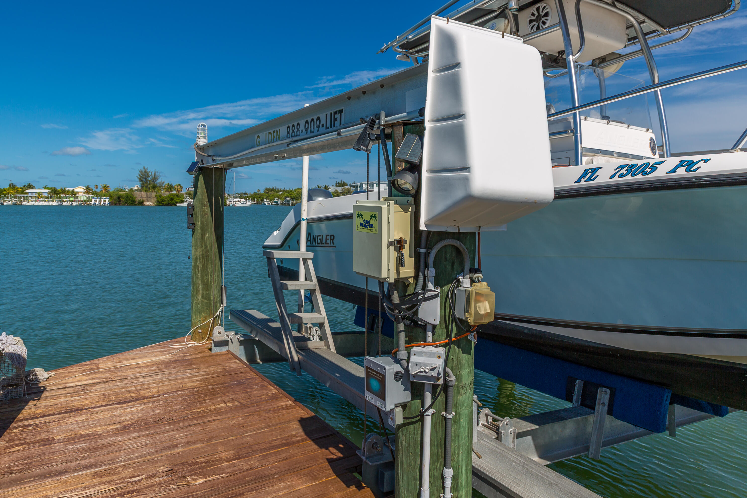 33 Sadowski Key Key Colony Beach, FL 33051 - Photo 11 of 30 11