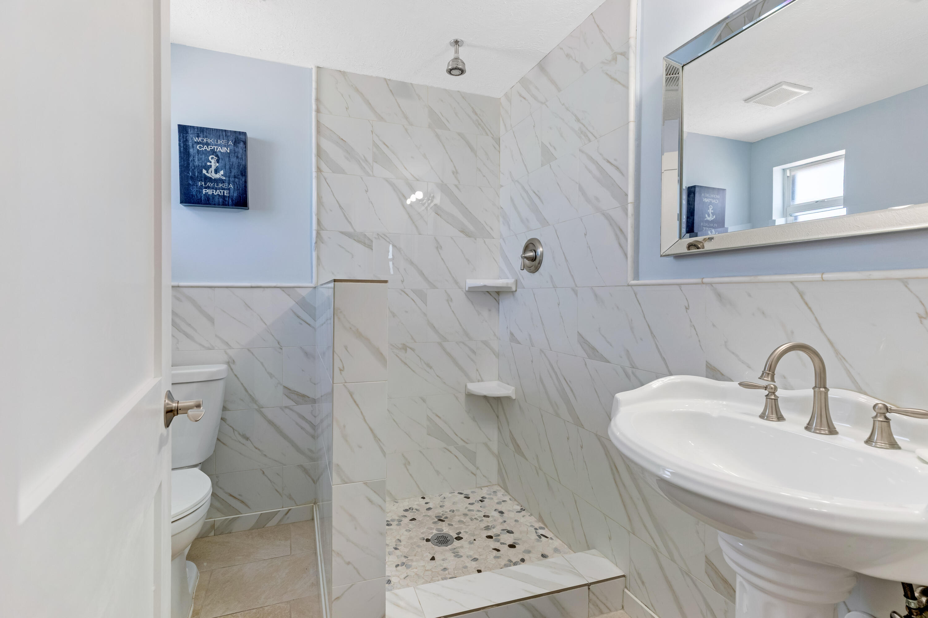 33 Sadowski Key Key Colony Beach, FL 33051 - Photo 14 of 30 14