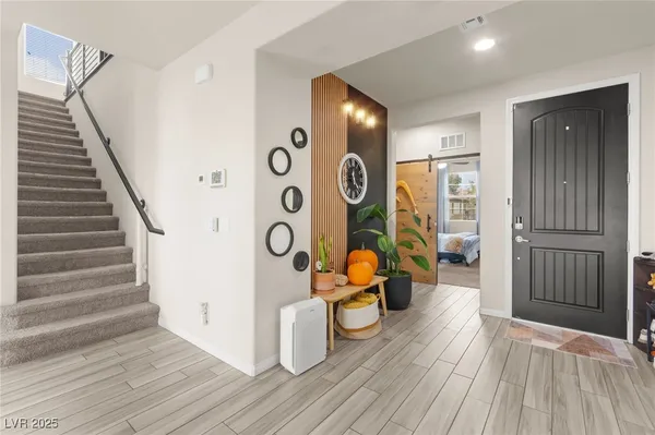 $560,000 | 8973 Vista Pines Street, Las Vegas, NV 89178