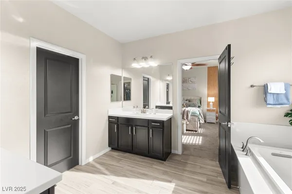$560,000 | 8973 Vista Pines Street, Las Vegas, NV 89178