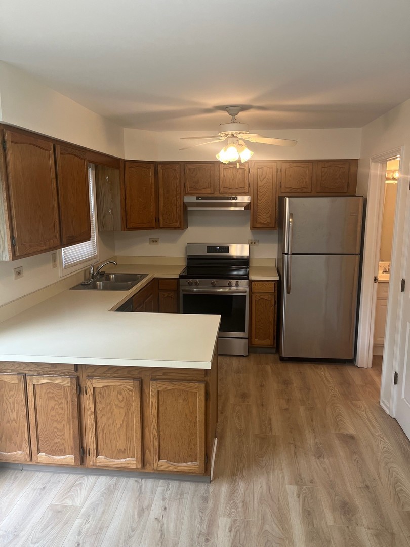 2122 Rugen Road, Unit C Glenview, IL 60026 - Photo 4 of 6