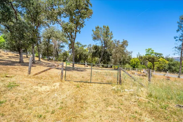 $540,000 | 10420 Sabiniana Road, Browns Valley, CA 95918