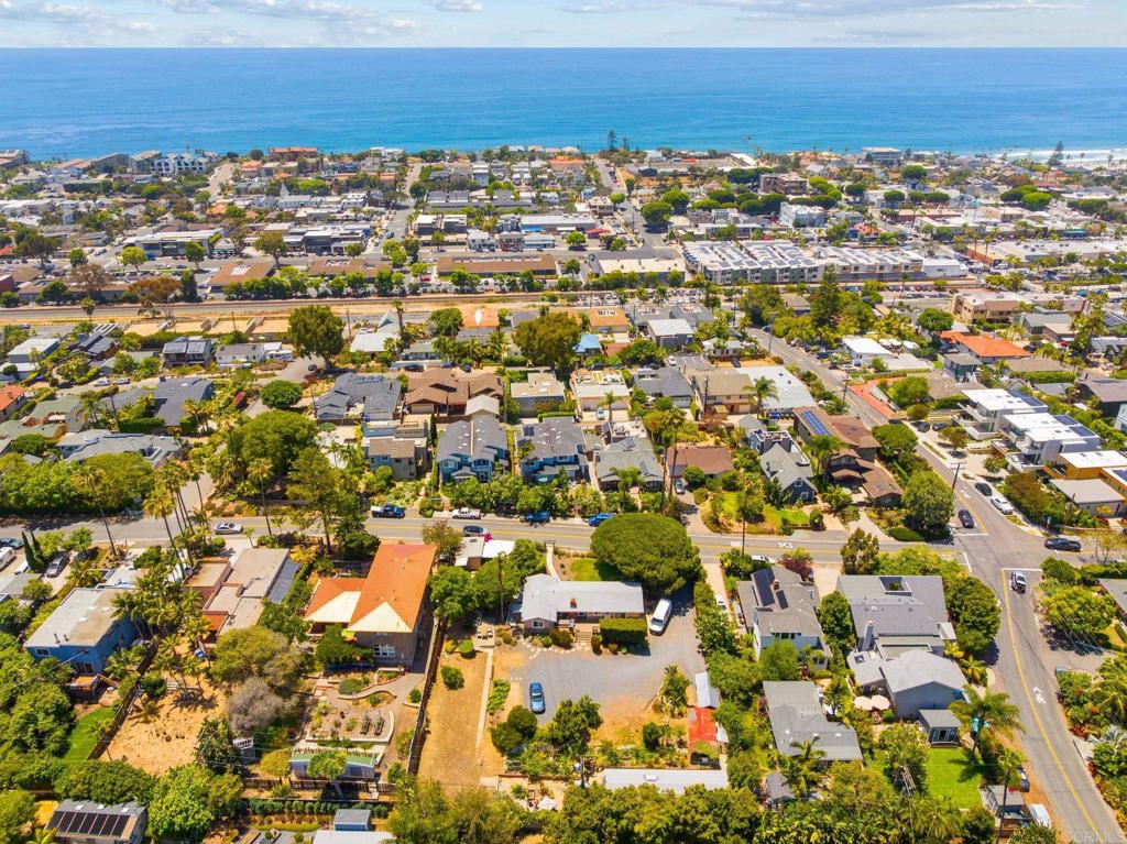 735 Cornish Drive Encinitas, CA 92024 - Photo 4 of 7