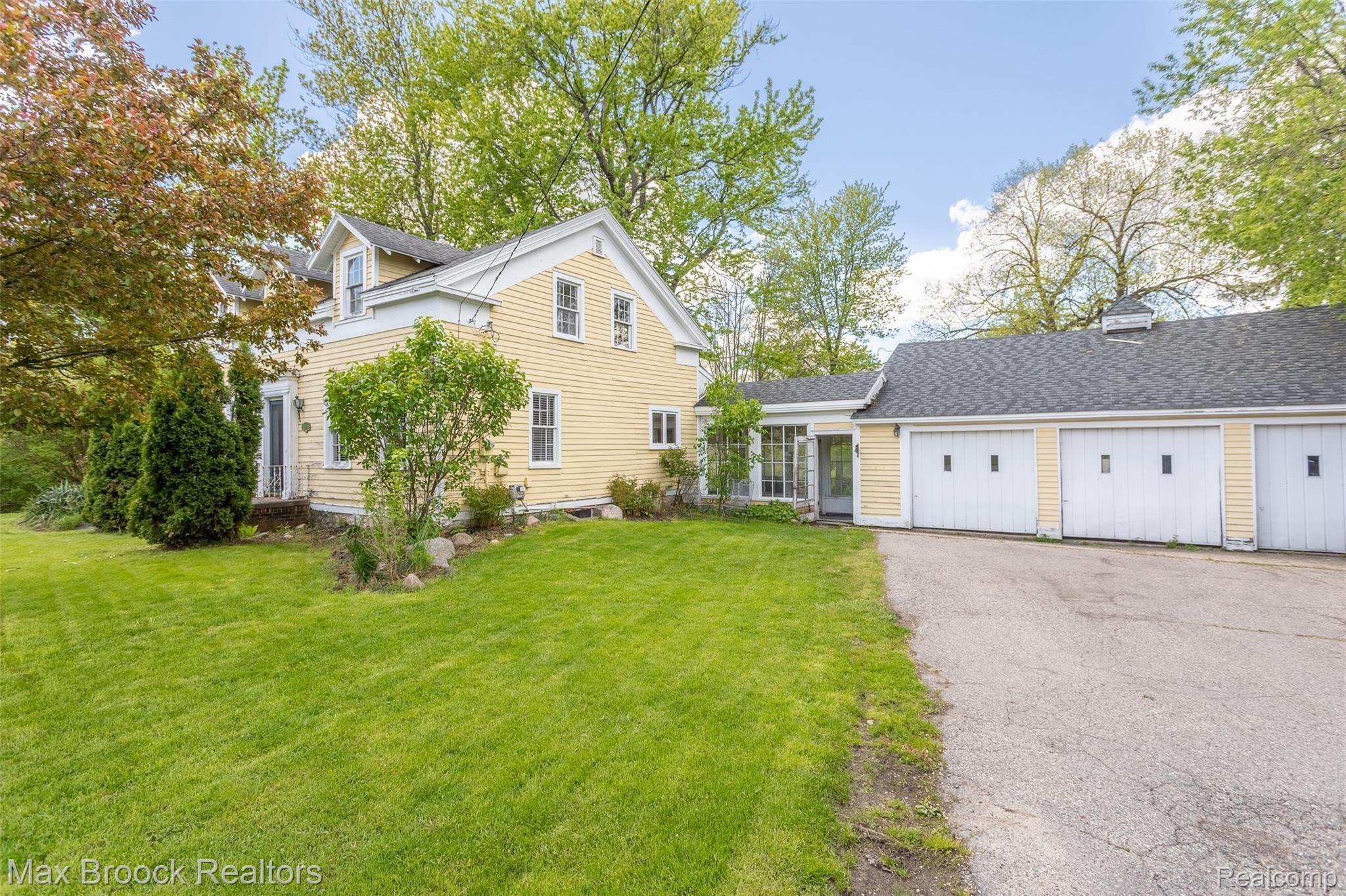 2040 South Livernois Road Rochester, MI 48309 - Photo 15 of 24 Livernois-43.jpg