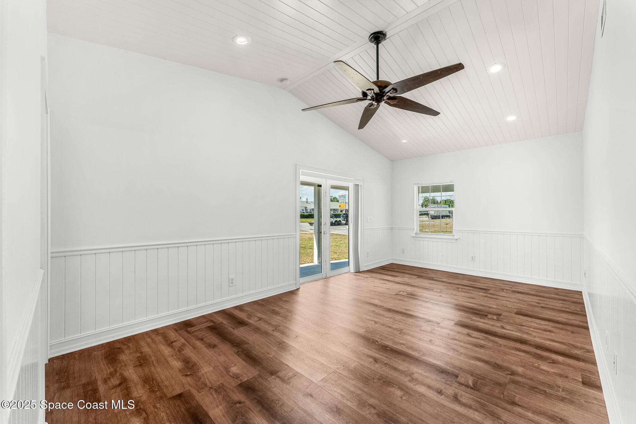 925 Bell Street Melbourne, FL 32935 - Photo 21 of 29 13-web-or-mls-DSC03367-HDR