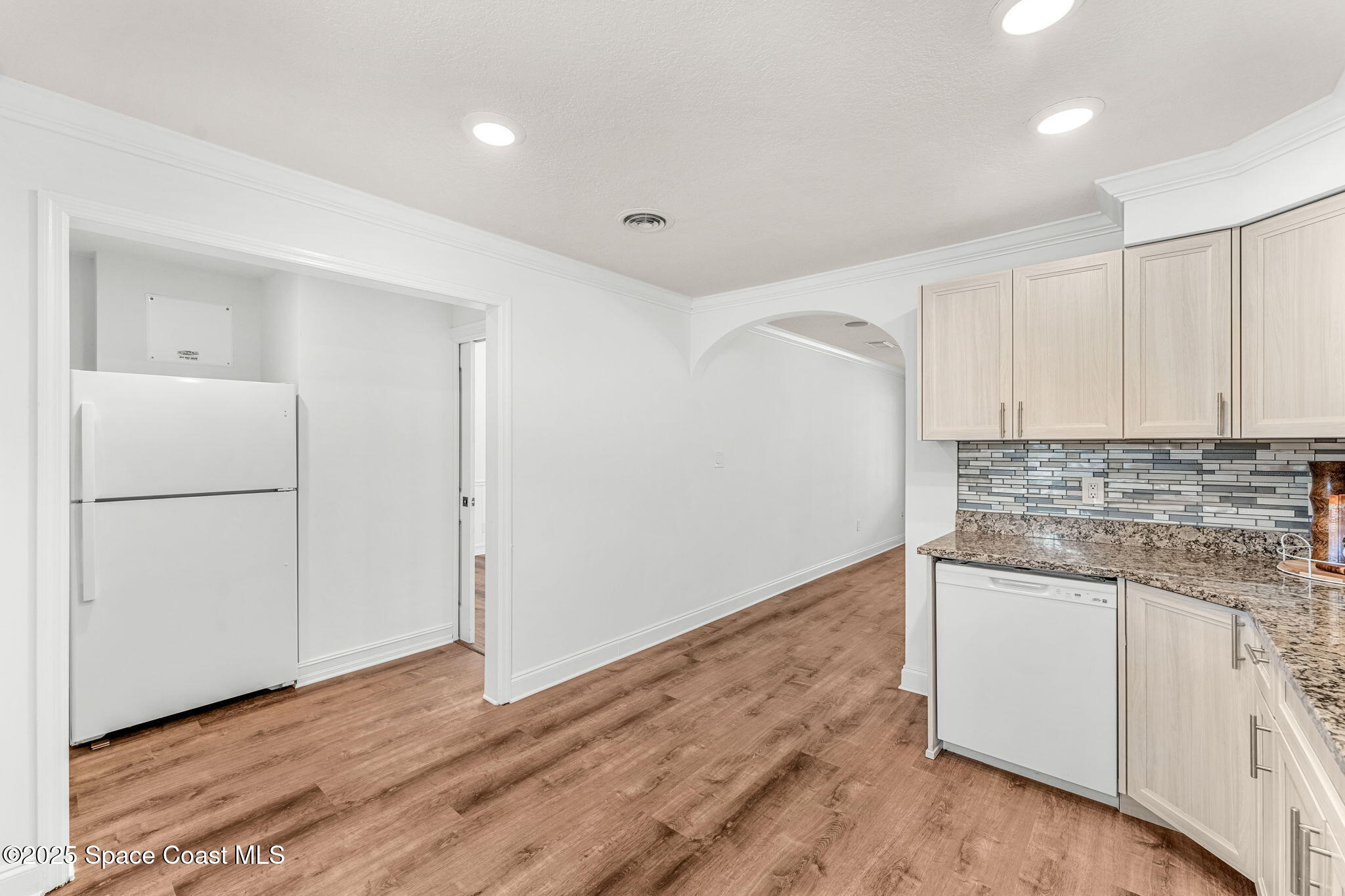 925 Bell Street Melbourne, FL 32935 - Photo 24 of 29 19-web-or-mls-DSC03397-HDR