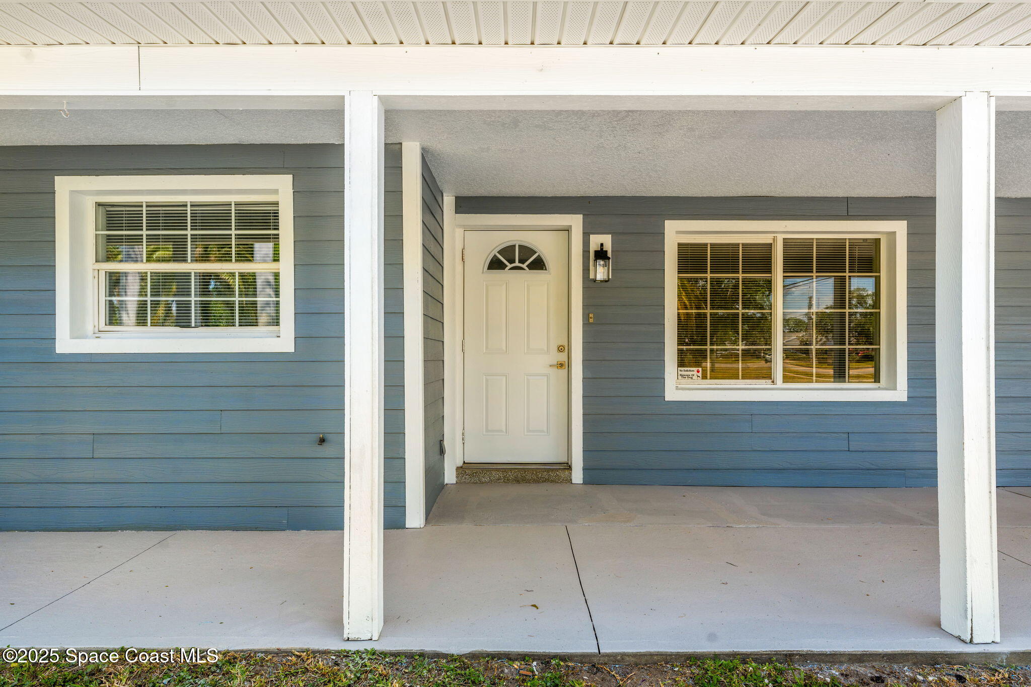 925 Bell Street Melbourne, FL 32935 - Photo 5 of 29 7-web-or-mls-DSC03425