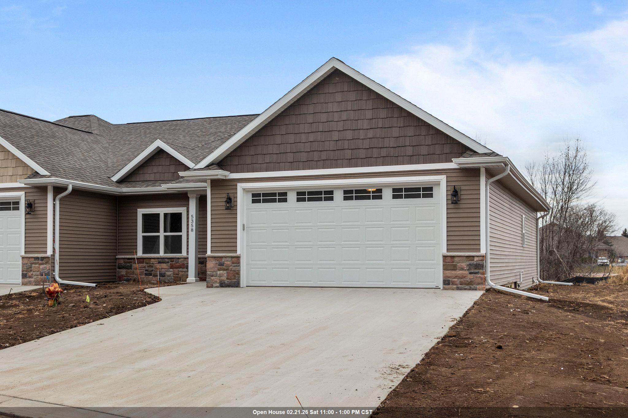 5358 Pennsylvania Avenue Appleton, WI 54914 - Photo 1 of 37