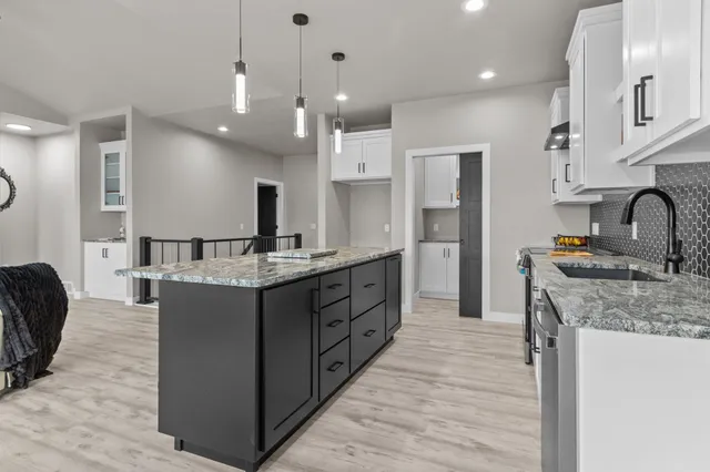 $414,900 | 5358 Pennsylvania Avenue, Appleton, WI 54914