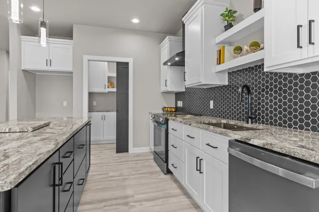 $414,900 | 5358 Pennsylvania Avenue, Appleton, WI 54914