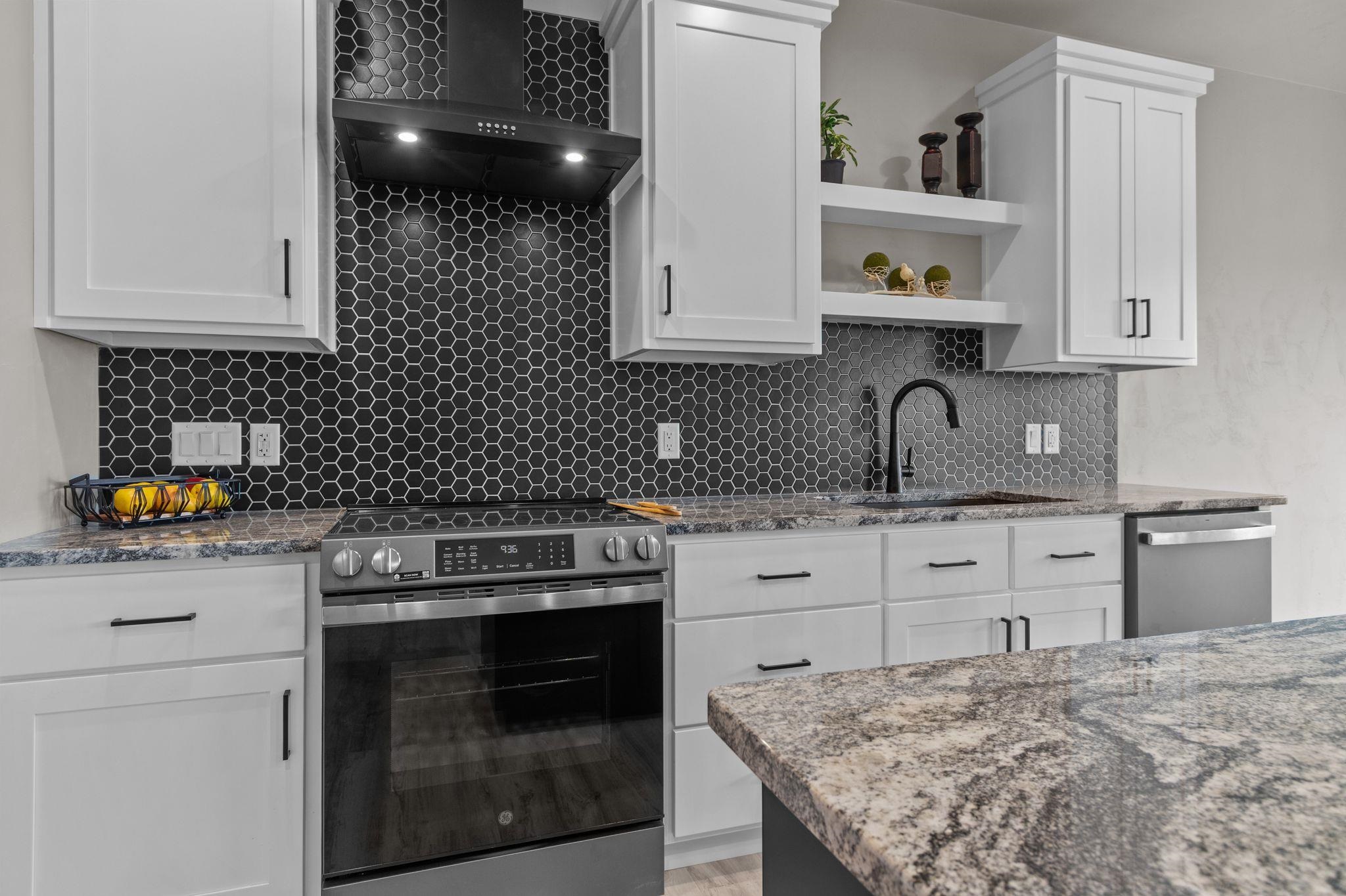 5358 Pennsylvania Avenue Appleton, WI 54914 - Photo 16 of 37