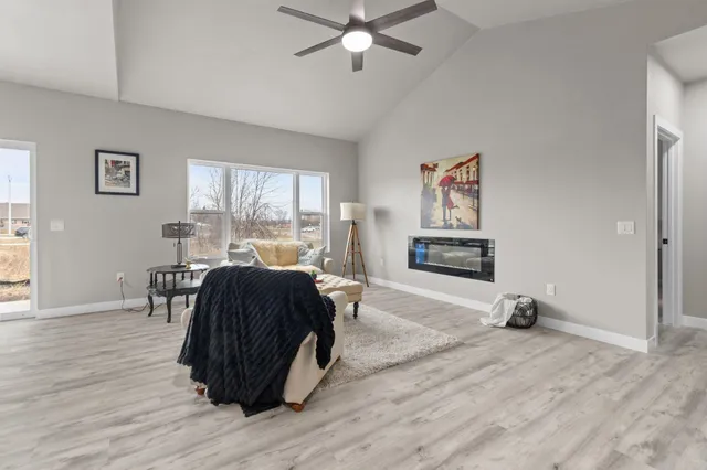 $414,900 | 5358 Pennsylvania Avenue, Appleton, WI 54914