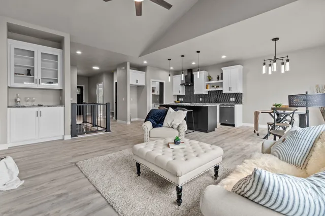 $414,900 | 5358 Pennsylvania Avenue, Appleton, WI 54914