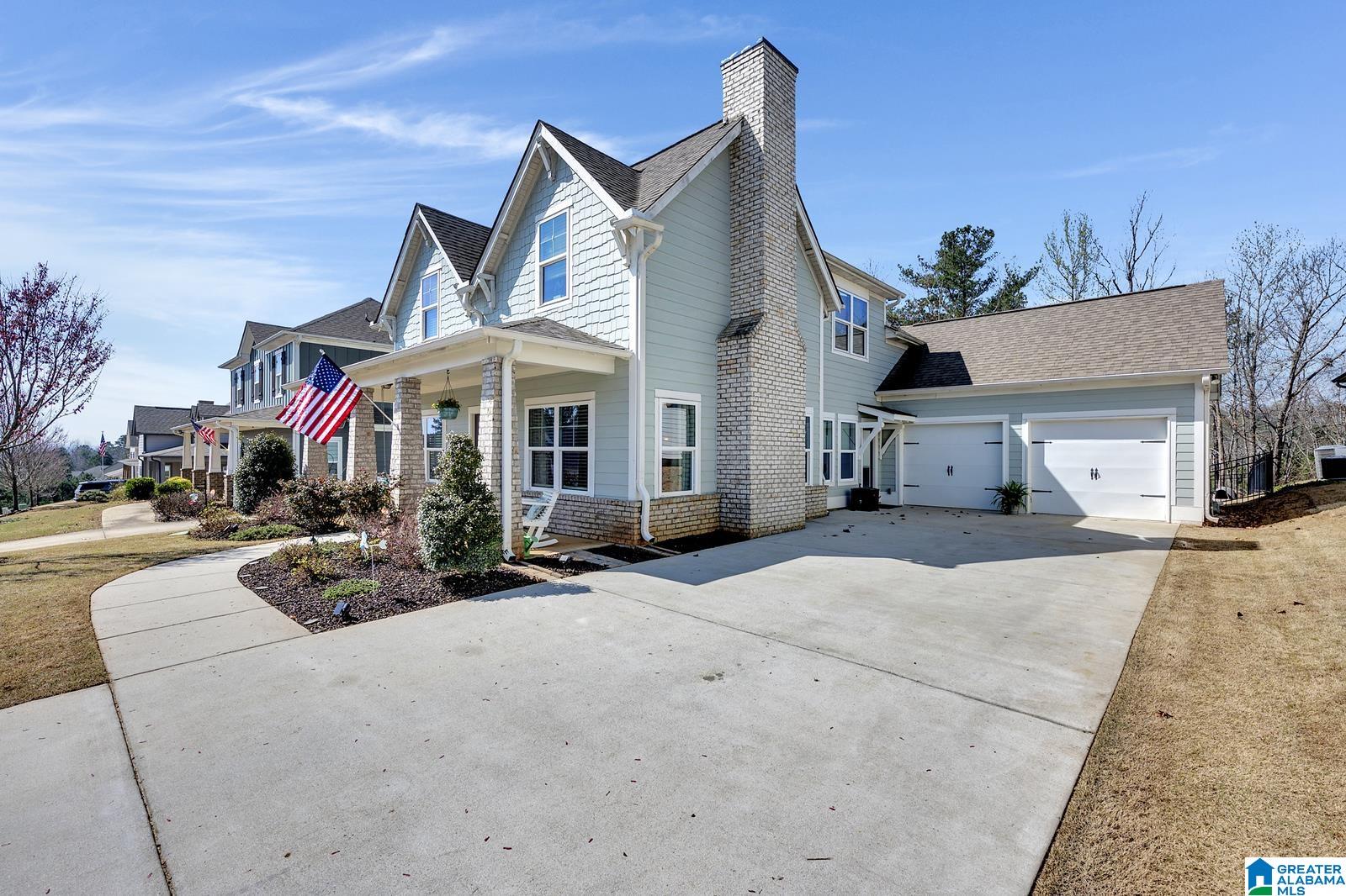 370 Lakeridge Drive Trussville, AL 35173 - Photo 3 of 37