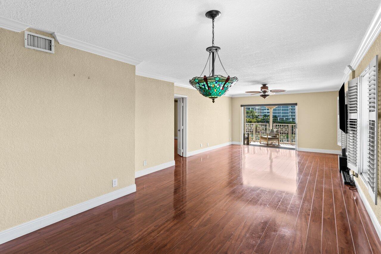 1040 Banyan Road, Unit 501C Boca Raton, FL 33432 - Photo 16 of 46 Main Living Area