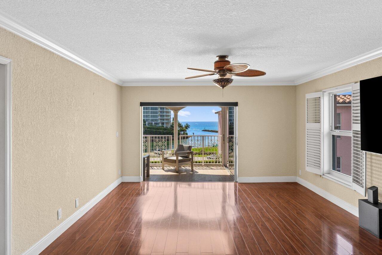 1040 Banyan Road, Unit 501C Boca Raton, FL 33432 - Photo 17 of 46 Main Living Area