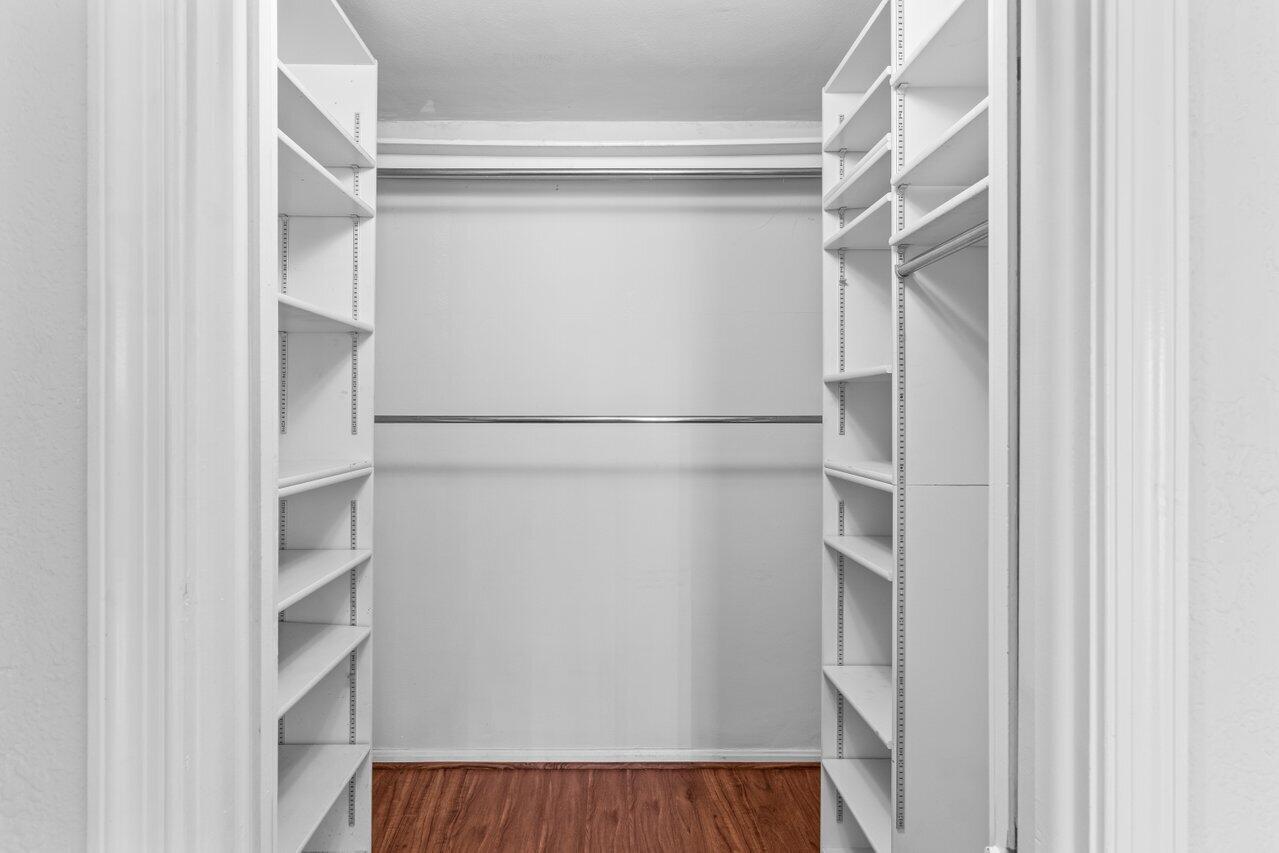1040 Banyan Road, Unit 501C Boca Raton, FL 33432 - Photo 24 of 46 Main Walk In Closet