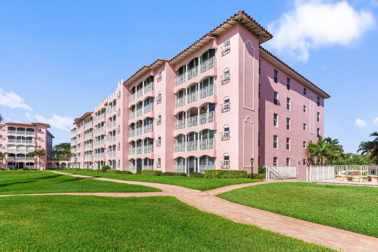 1040 Banyan Road, Unit 501C Boca Raton, FL 33432 - Photo 35 of 46 036-1040BanyanRoad-501C-BocaRaton-FL-334