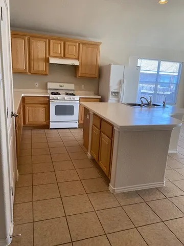 $2,100 | 3709 Pine Needle Circle, Round Rock, TX 78681